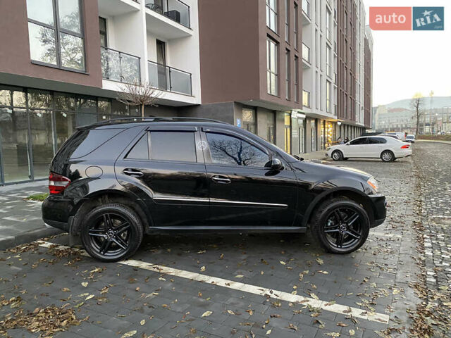 Чорний Мерседес М-Клас, об'ємом двигуна 3.5 л та пробігом 218 тис. км за 9500 $, фото 5 на Automoto.ua