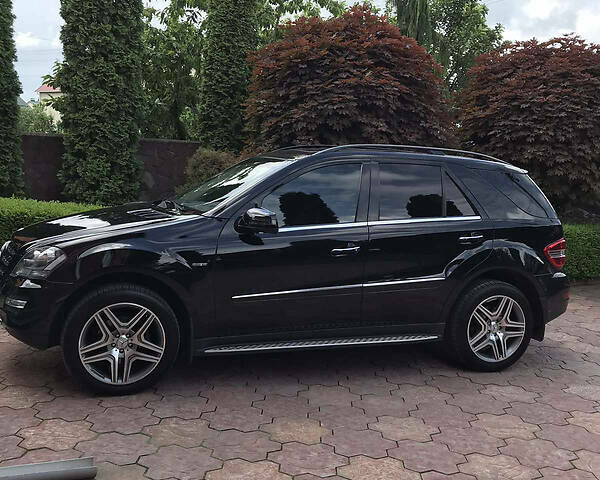 Черный Мерседес М-Класс, объемом двигателя 3.5 л и пробегом 294 тыс. км за 14500 $, фото 8 на Automoto.ua