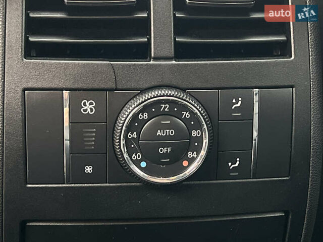 Черный Мерседес М-Класс, объемом двигателя 3.5 л и пробегом 265 тыс. км за 14300 $, фото 46 на Automoto.ua