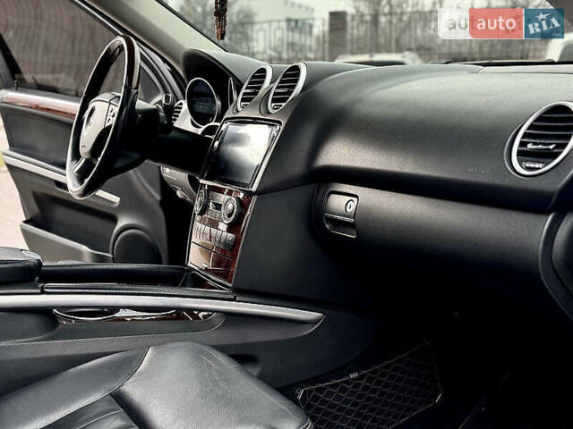 Черный Мерседес М-Класс, объемом двигателя 2.99 л и пробегом 264 тыс. км за 13999 $, фото 30 на Automoto.ua
