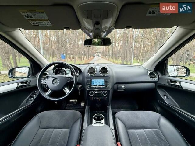 Черный Мерседес М-Класс, объемом двигателя 3.5 л и пробегом 174 тыс. км за 10950 $, фото 36 на Automoto.ua