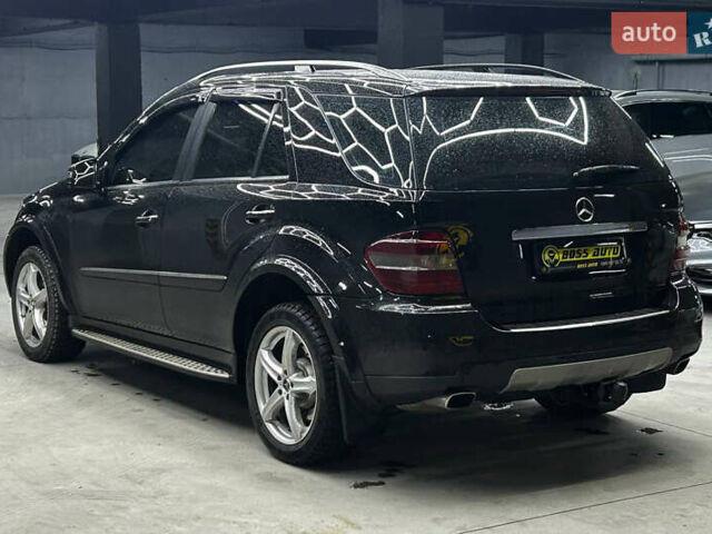 Чорний Мерседес М-Клас, об'ємом двигуна 2.99 л та пробігом 256 тис. км за 14800 $, фото 3 на Automoto.ua