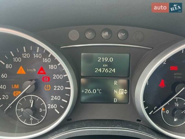 Чорний Мерседес М-Клас, об'ємом двигуна 3 л та пробігом 248 тис. км за 15400 $, фото 6 на Automoto.ua