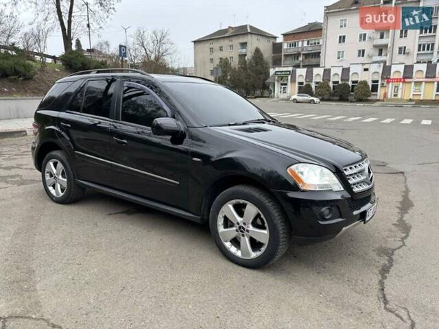 Чорний Мерседес М-Клас, об'ємом двигуна 2.99 л та пробігом 370 тис. км за 10900 $, фото 7 на Automoto.ua