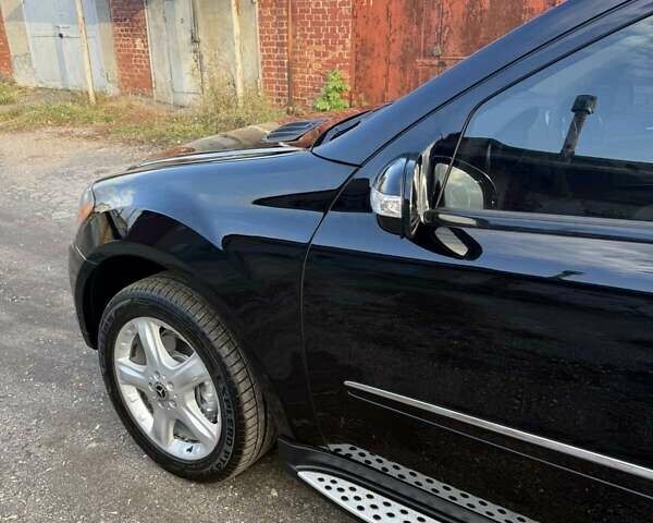 Черный Мерседес М-Класс, объемом двигателя 3.5 л и пробегом 221 тыс. км за 12800 $, фото 8 на Automoto.ua