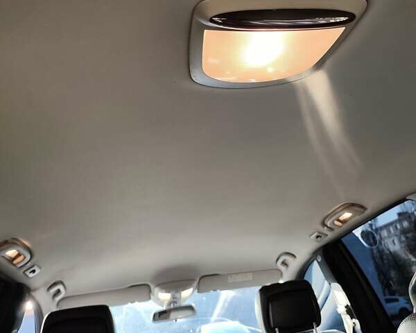 Черный Мерседес М-Класс, объемом двигателя 2.99 л и пробегом 310 тыс. км за 12500 $, фото 25 на Automoto.ua