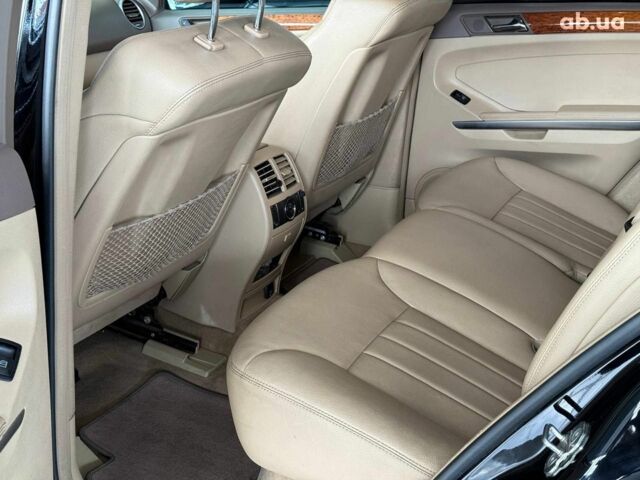 Мерседес М-Класс 2008 в Одессе на Automoto.ua Черный Мерседес М-Класс, объемом двигателя 3 л и пробегом 264 тыс. км за 12240 $, фото 15 на Automoto.ua