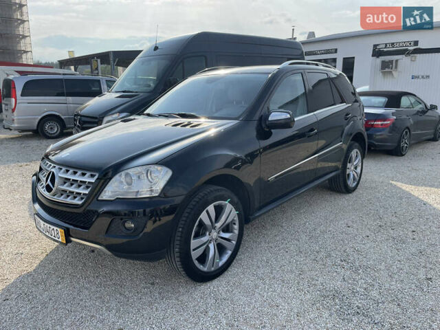 Черный Мерседес М-Класс, объемом двигателя 3 л и пробегом 177 тыс. км за 15300 $, фото 18 на Automoto.ua