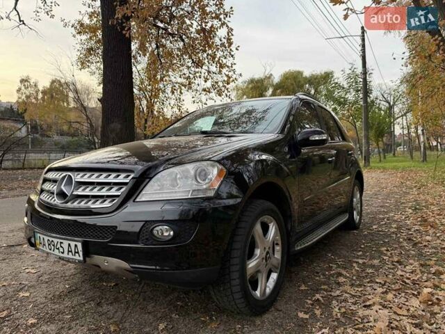 Чорний Мерседес М-Клас, об'ємом двигуна 3.5 л та пробігом 207 тис. км за 14600 $, фото 7 на Automoto.ua