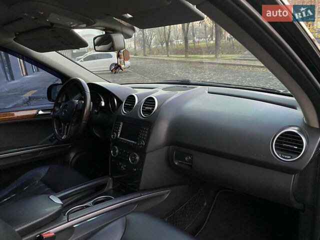 Чорний Мерседес М-Клас, об'ємом двигуна 3.5 л та пробігом 218 тис. км за 9500 $, фото 9 на Automoto.ua