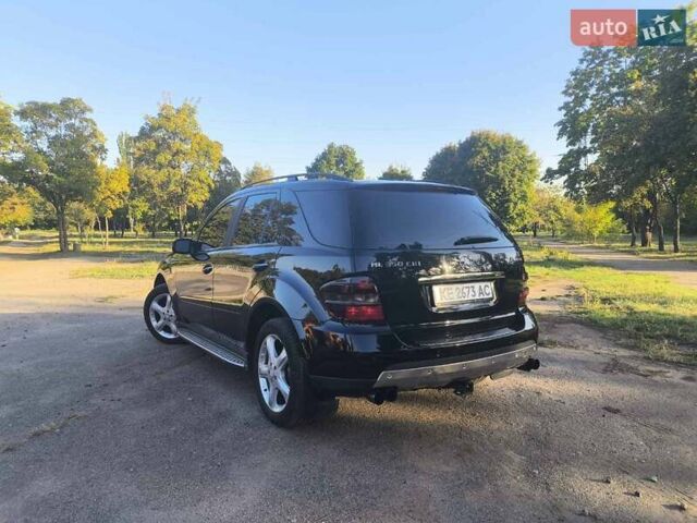 Черный Мерседес М-Класс, объемом двигателя 2.99 л и пробегом 264 тыс. км за 13999 $, фото 4 на Automoto.ua