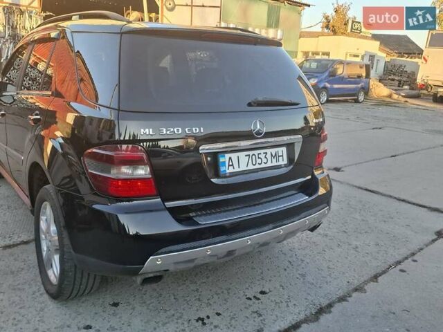 Мерседес М-Класс 2008 в Хмельницком на Automoto.ua Черный Мерседес М-Класс, объемом двигателя 3 л и пробегом 307 тыс. км за 10800 $, фото 5 на Automoto.ua