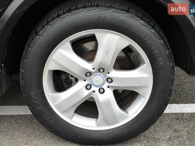 Чорний Мерседес М-Клас, об'ємом двигуна 3.5 л та пробігом 197 тис. км за 9999 $, фото 20 на Automoto.ua