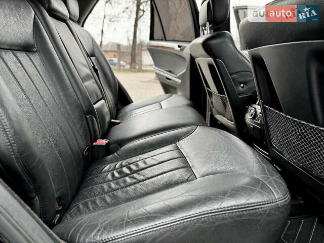 Черный Мерседес М-Класс, объемом двигателя 2.99 л и пробегом 264 тыс. км за 13999 $, фото 37 на Automoto.ua