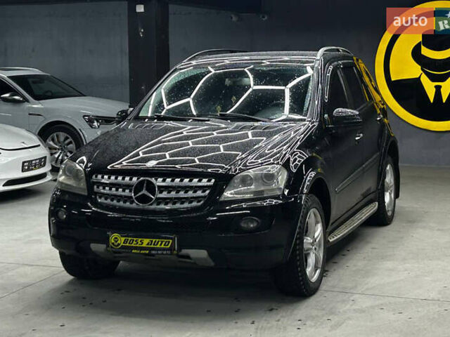 Чорний Мерседес М-Клас, об'ємом двигуна 2.99 л та пробігом 256 тис. км за 14800 $, фото 2 на Automoto.ua