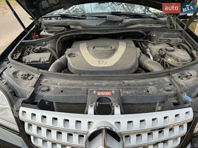 Чорний Мерседес М-Клас, об'ємом двигуна 3.5 л та пробігом 207 тис. км за 14600 $, фото 22 на Automoto.ua