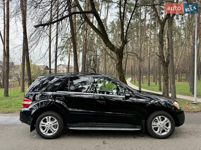 Черный Мерседес М-Класс, объемом двигателя 3.5 л и пробегом 174 тыс. км за 10950 $, фото 7 на Automoto.ua