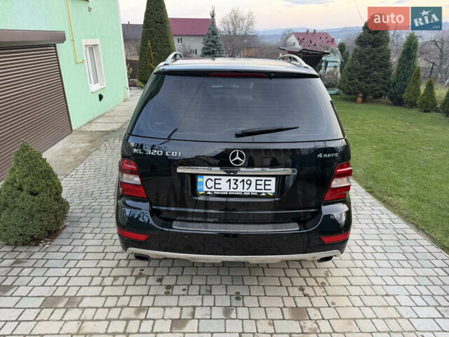 Черный Мерседес М-Класс, объемом двигателя 3 л и пробегом 177 тыс. км за 15300 $, фото 4 на Automoto.ua