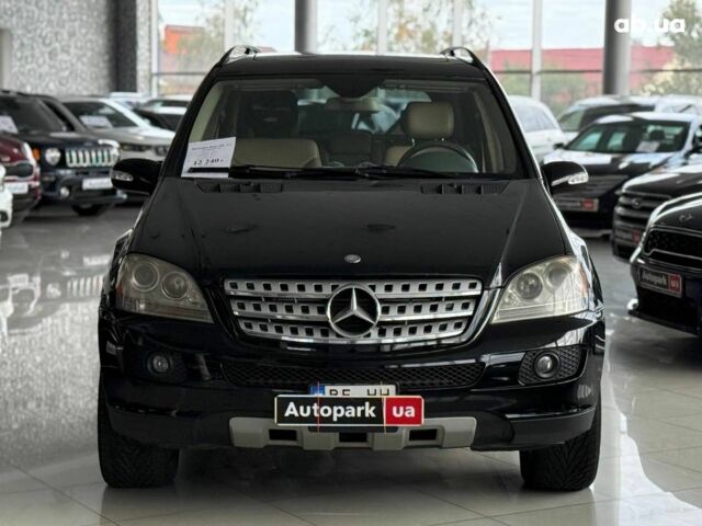 Мерседес М-Класс 2008 в Одессе на Automoto.ua Черный Мерседес М-Класс, объемом двигателя 3 л и пробегом 264 тыс. км за 12240 $, фото 1 на Automoto.ua