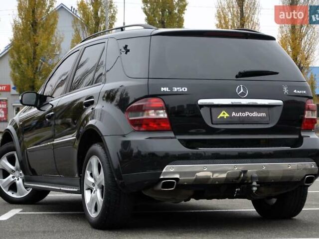 Чорний Мерседес М-Клас, об'ємом двигуна 3.5 л та пробігом 197 тис. км за 9999 $, фото 4 на Automoto.ua