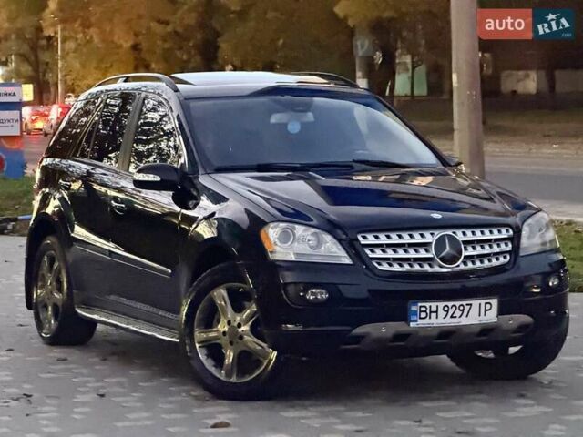Мерседес М-Класс 2008 в Одессе на Automoto.ua Черный Мерседес М-Класс, объемом двигателя 3.5 л и пробегом 247 тыс. км за 10800 $, фото 21 на Automoto.ua