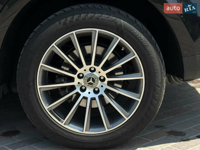 Черный Мерседес М-Класс, объемом двигателя 3.5 л и пробегом 287 тыс. км за 10500 $, фото 10 на Automoto.ua