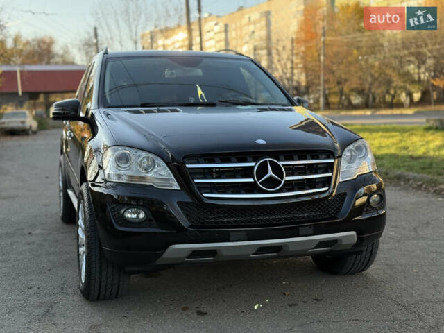 Чорний Мерседес М-Клас, об'ємом двигуна 2.99 л та пробігом 276 тис. км за 15799 $, фото 1 на Automoto.ua