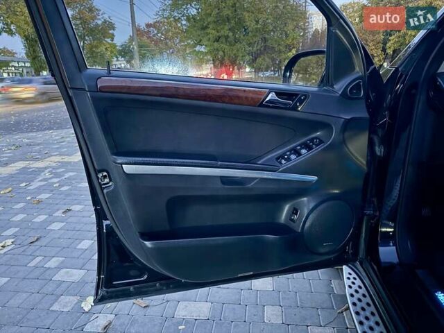 Мерседес М-Класс 2008 в Одессе на Automoto.ua Черный Мерседес М-Класс, объемом двигателя 3.5 л и пробегом 247 тыс. км за 10800 $, фото 28 на Automoto.ua