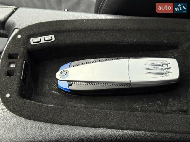 Черный Мерседес М-Класс, объемом двигателя 3.5 л и пробегом 174 тыс. км за 10999 $, фото 59 на Automoto.ua