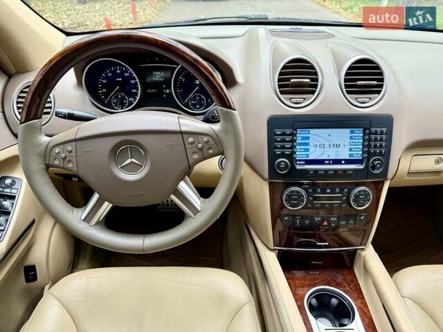 Черный Мерседес М-Класс, объемом двигателя 3.5 л и пробегом 174 тыс. км за 10650 $, фото 21 на Automoto.ua