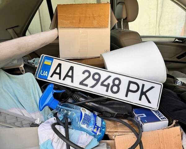 Чорний Мерседес М-Клас, об'ємом двигуна 3.5 л та пробігом 250 тис. км за 7400 $, фото 7 на Automoto.ua