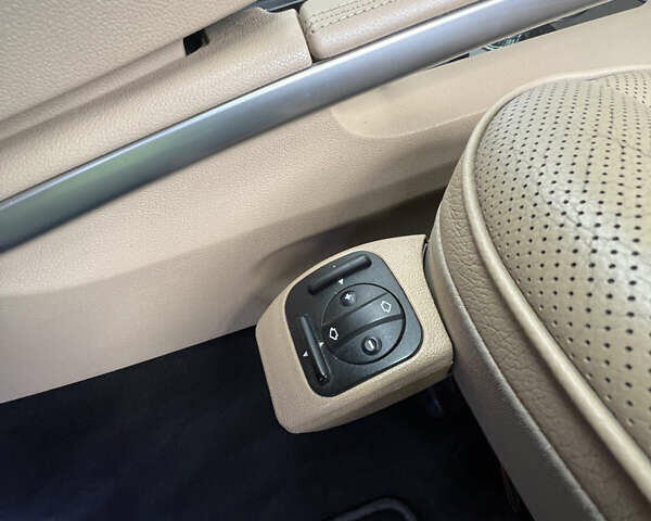 Черный Мерседес М-Класс, объемом двигателя 3 л и пробегом 280 тыс. км за 16100 $, фото 14 на Automoto.ua