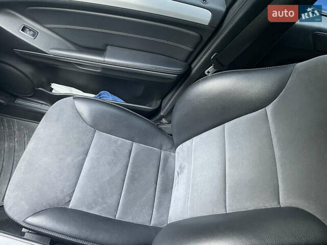 Черный Мерседес М-Класс, объемом двигателя 2.99 л и пробегом 275 тыс. км за 13499 $, фото 9 на Automoto.ua