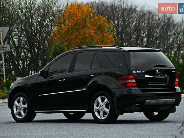 Черный Мерседес М-Класс, объемом двигателя 3 л и пробегом 147 тыс. км за 13200 $, фото 3 на Automoto.ua