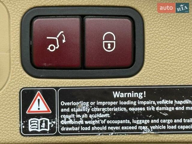 Черный Мерседес М-Класс, объемом двигателя 3.5 л и пробегом 174 тыс. км за 10650 $, фото 16 на Automoto.ua