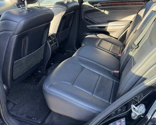 Черный Мерседес М-Класс, объемом двигателя 2.99 л и пробегом 271 тыс. км за 14900 $, фото 19 на Automoto.ua