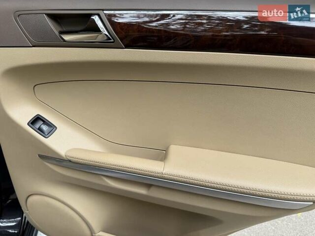 Черный Мерседес М-Класс, объемом двигателя 3.5 л и пробегом 174 тыс. км за 10650 $, фото 54 на Automoto.ua