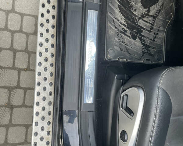 Черный Мерседес М-Класс, объемом двигателя 2.99 л и пробегом 275 тыс. км за 13499 $, фото 8 на Automoto.ua