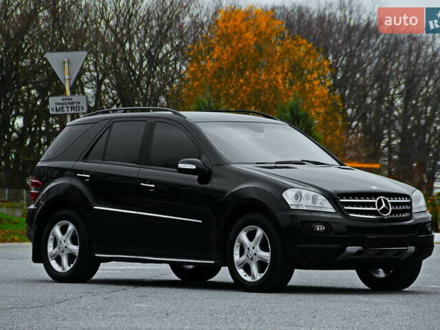 Черный Мерседес М-Класс, объемом двигателя 3 л и пробегом 147 тыс. км за 13200 $, фото 2 на Automoto.ua