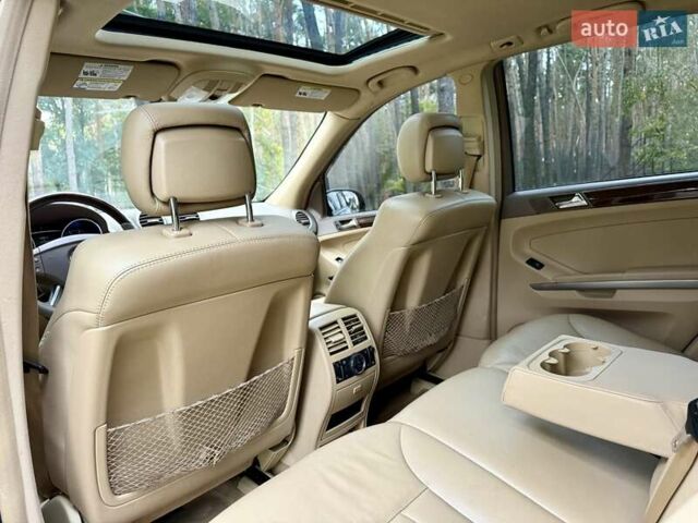 Черный Мерседес М-Класс, объемом двигателя 3.5 л и пробегом 174 тыс. км за 10650 $, фото 32 на Automoto.ua