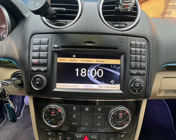 Черный Мерседес М-Класс, объемом двигателя 3 л и пробегом 280 тыс. км за 16100 $, фото 15 на Automoto.ua