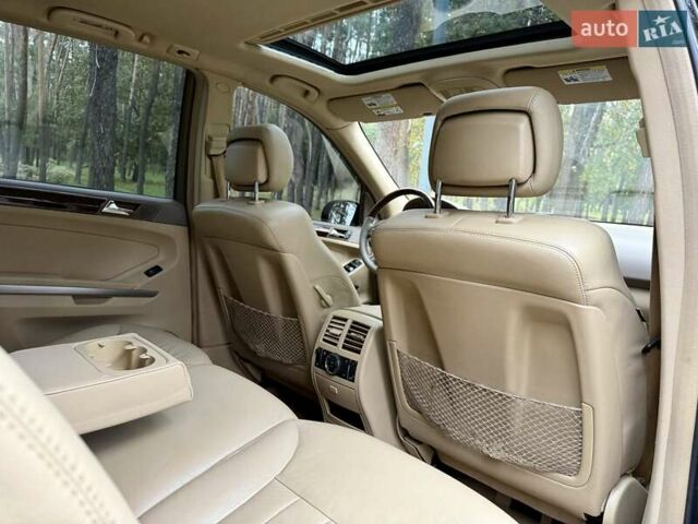 Черный Мерседес М-Класс, объемом двигателя 3.5 л и пробегом 174 тыс. км за 10650 $, фото 35 на Automoto.ua