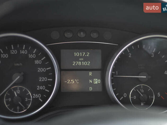 Чорний Мерседес М-Клас, об'ємом двигуна 2.99 л та пробігом 278 тис. км за 12800 $, фото 22 на Automoto.ua