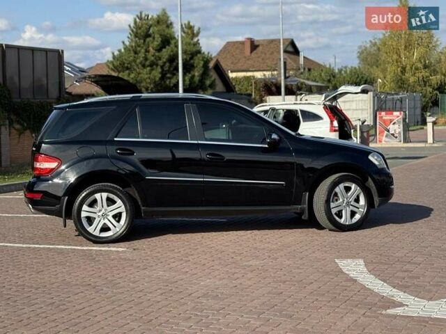 Чорний Мерседес М-Клас, об'ємом двигуна 2.99 л та пробігом 189 тис. км за 15000 $, фото 7 на Automoto.ua