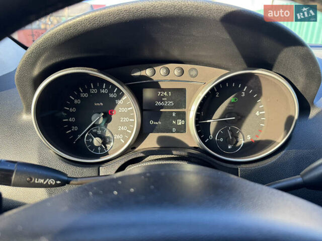 Черный Мерседес М-Класс, объемом двигателя 2.99 л и пробегом 271 тыс. км за 14900 $, фото 1 на Automoto.ua