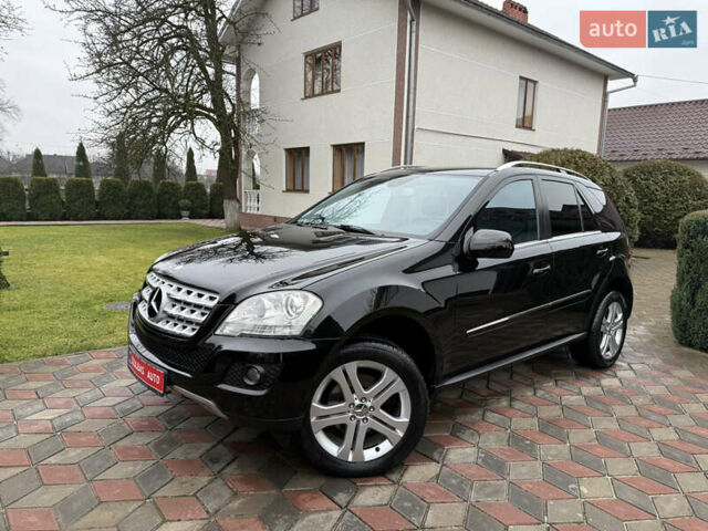 Черный Мерседес М-Класс, объемом двигателя 3 л и пробегом 268 тыс. км за 14250 $, фото 17 на Automoto.ua