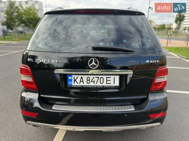 Черный Мерседес М-Класс, объемом двигателя 2.99 л и пробегом 250 тыс. км за 17500 $, фото 10 на Automoto.ua