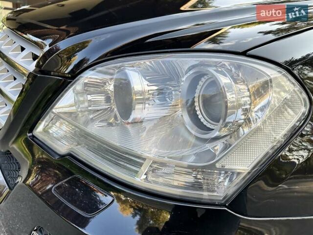 Черный Мерседес М-Класс, объемом двигателя 2.99 л и пробегом 240 тыс. км за 16600 $, фото 7 на Automoto.ua