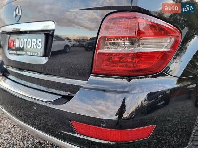 Черный Мерседес М-Класс, объемом двигателя 2.99 л и пробегом 240 тыс. км за 16900 $, фото 23 на Automoto.ua