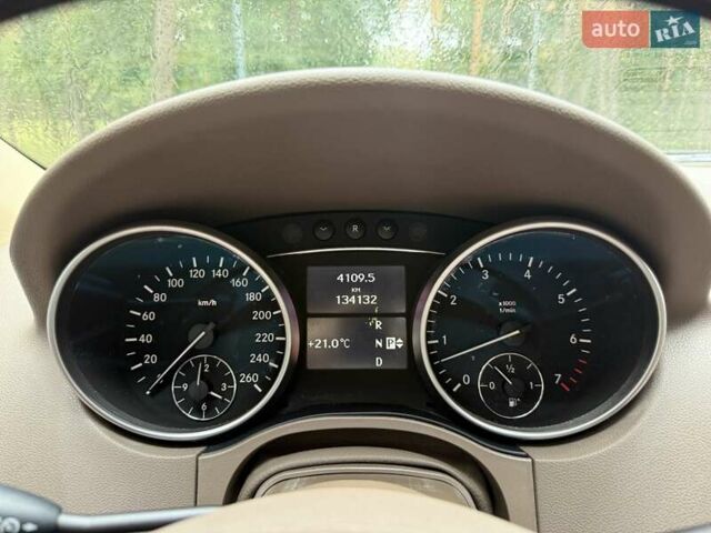 Черный Мерседес М-Класс, объемом двигателя 3.5 л и пробегом 134 тыс. км за 11999 $, фото 43 на Automoto.ua
